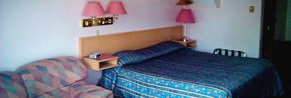 Kings Motor Inn Kamloops Exterior photo