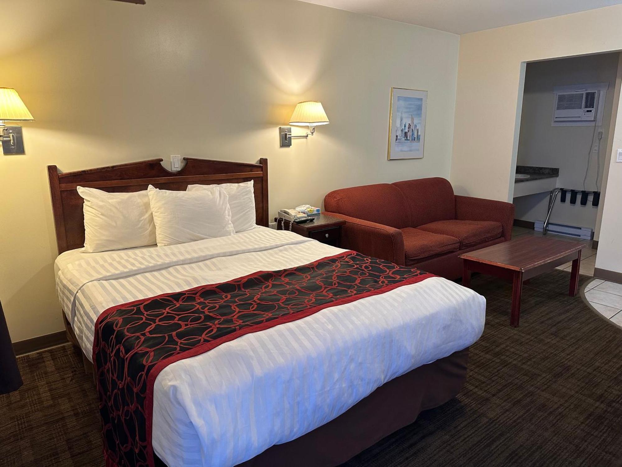 Kings Motor Inn Kamloops Exterior photo