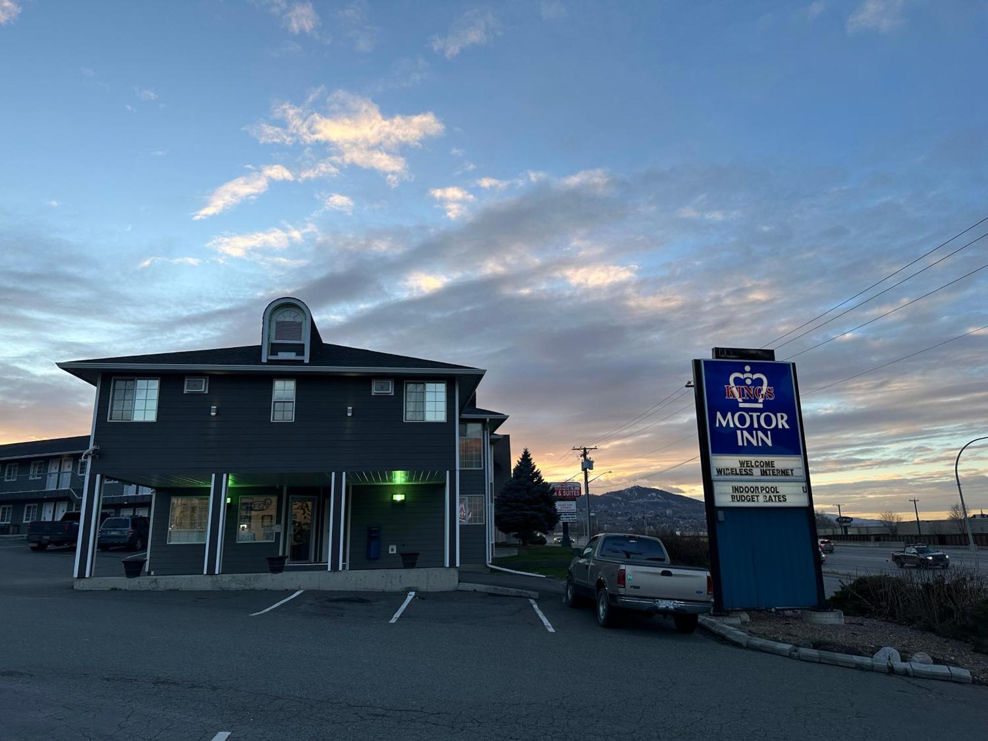 Kings Motor Inn Kamloops Exterior photo